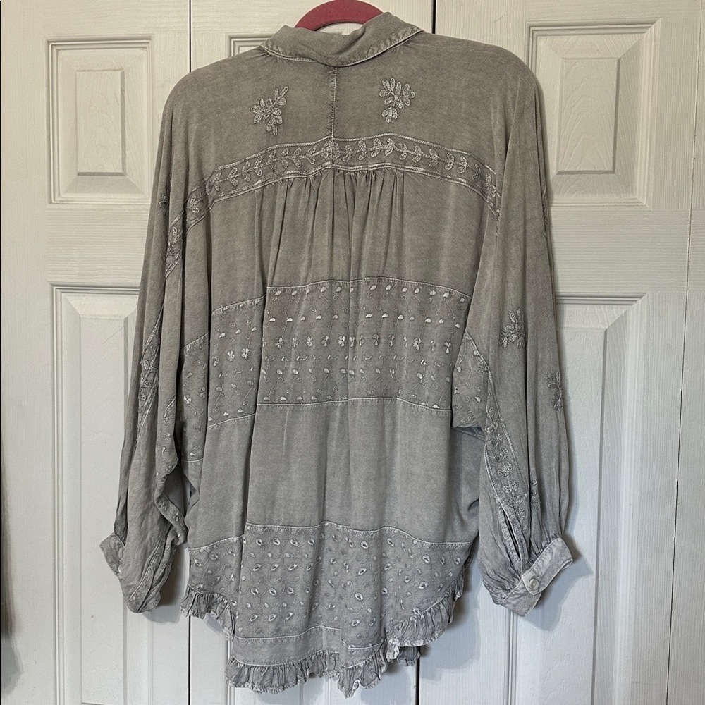 Elegant Gray Embroidered Button Down Shirt - Picture 10 of 13
